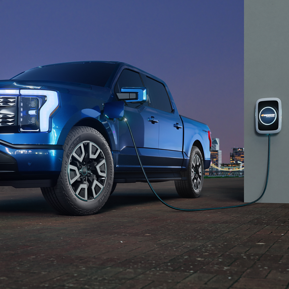 ion_ht_equipped_on_a_vehicle