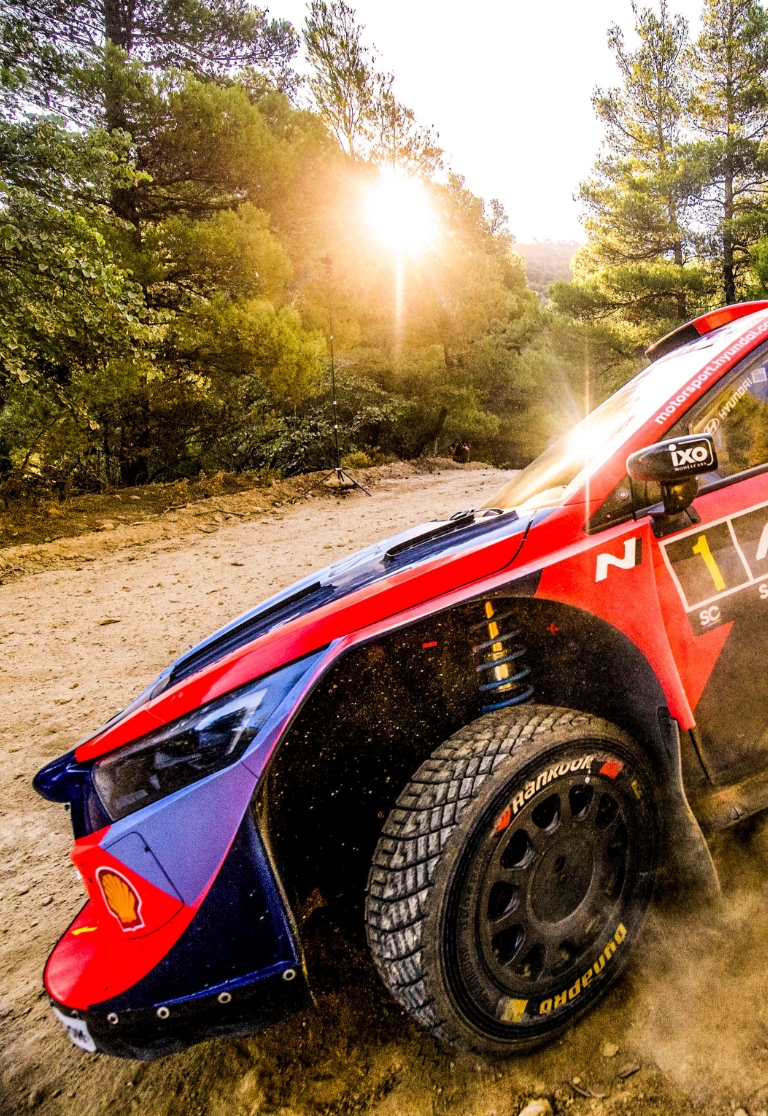 home-motorsport-gallery-1