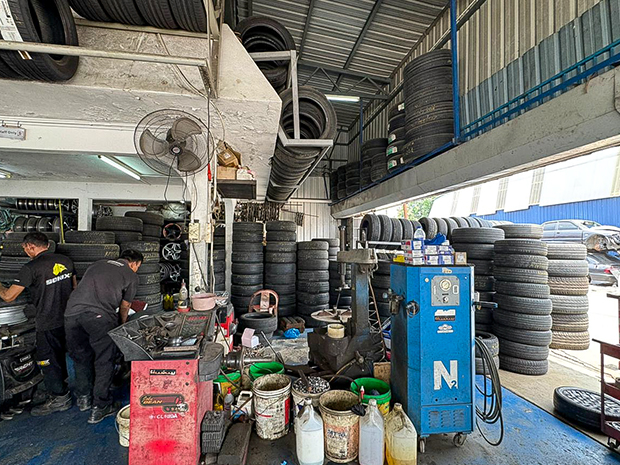 Store Image 2