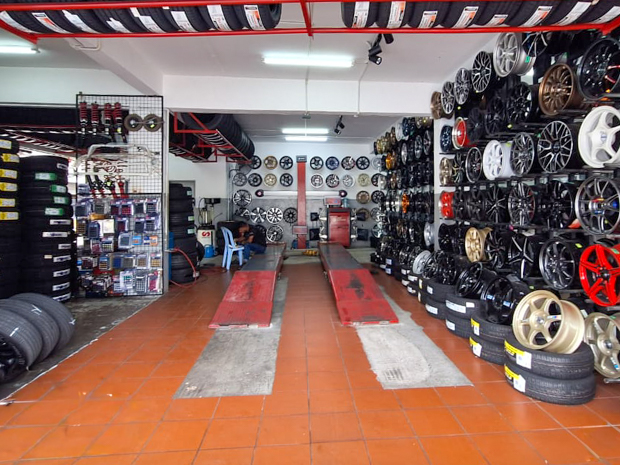 Store Image 4