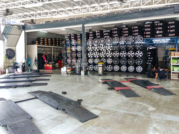 Store Image 4